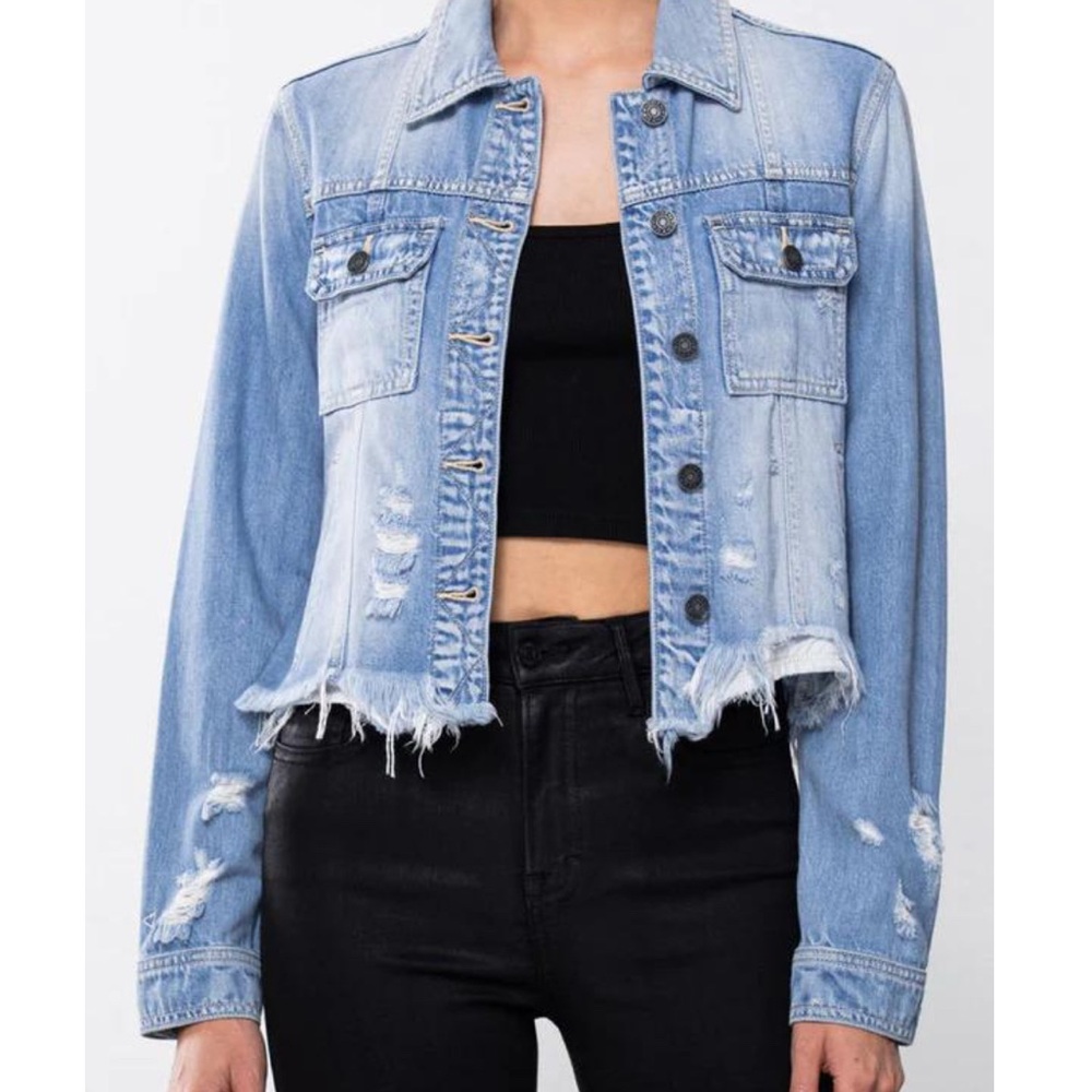 Hidden Trendy Cropped Distressed Light Blue Denim Jacket